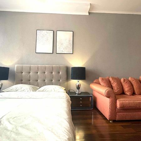 Куліша 41, Помешкання В Центрі Біля Тц Форум Apartment Лвив Екстериор снимка