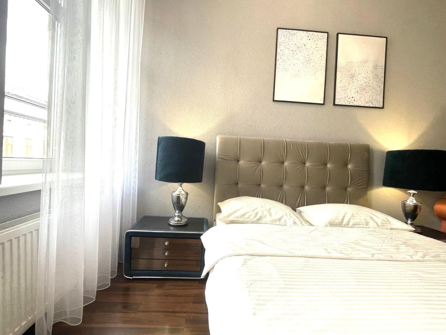 Куліша 41, Помешкання В Центрі Біля Тц Форум Apartment Лвив Екстериор снимка
