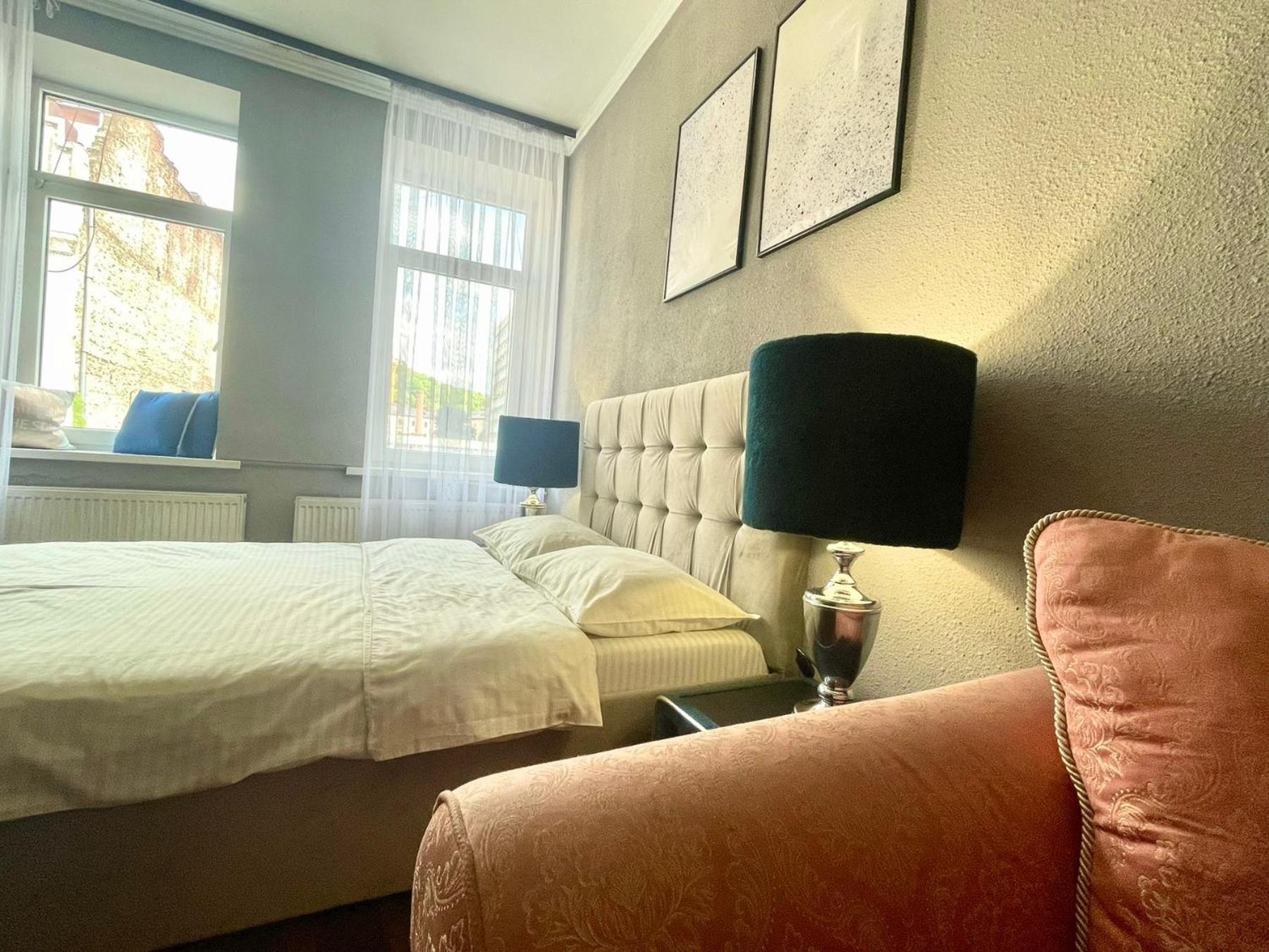 Куліша 41, Помешкання В Центрі Біля Тц Форум Apartment Лвив Екстериор снимка